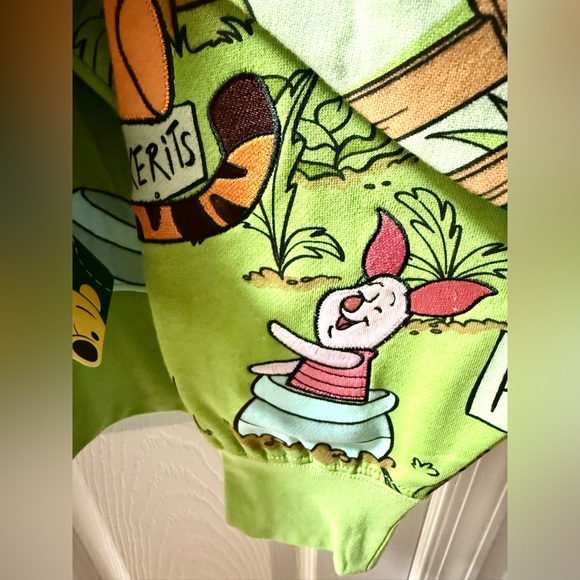 NEW Disney Winnie The Pooh Embroidered Pullover Sweatshirt - Picture 8 of 9